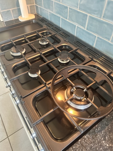 clean gas cooker