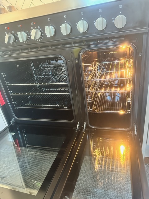 clean oven