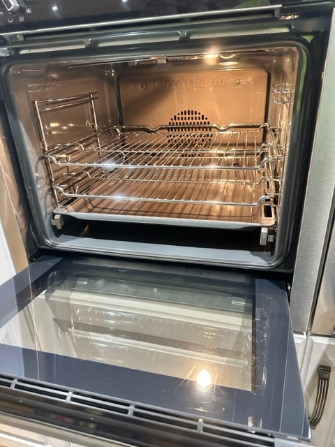 clean oven